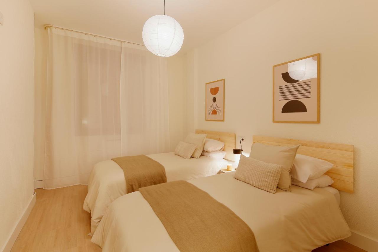 Emilio Tuya 60 Apartment Gijon Luaran gambar
