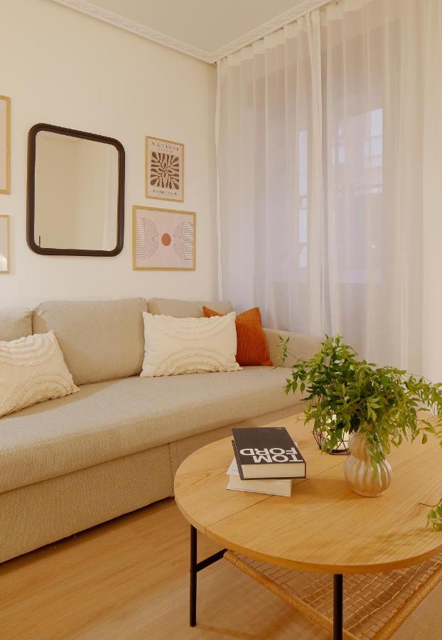 Emilio Tuya 60 Apartment Gijon Luaran gambar